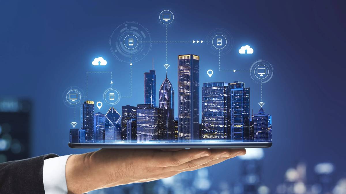 2026 US real estate market trends visualization showing shrinking lots and changing neighborhoods